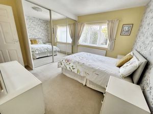 Bedroom- click for photo gallery
